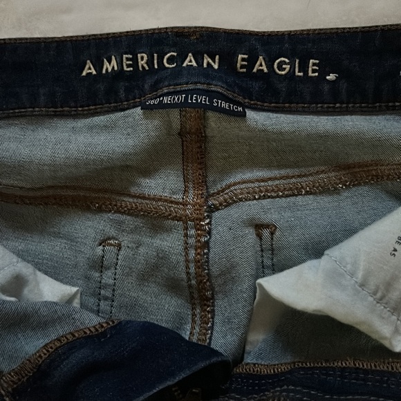 AMERICAN EAGLE JEANS - Picture 2 of 4